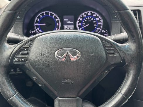 Used 2012 INFINITI G37 Journey w/ Premium Pkg image 17