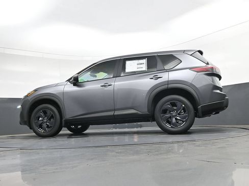 Certified 2026 Nissan Rogue SV FWD image 45