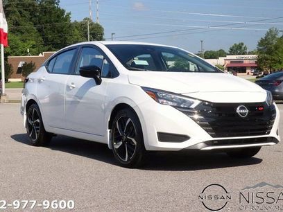 New 2025 Nissan Versa SR w/ Trunk Package