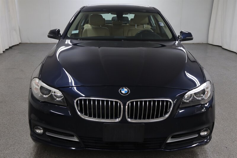 Used 2016 BMW 535i xDrive Sedan AWD/4WD image 2