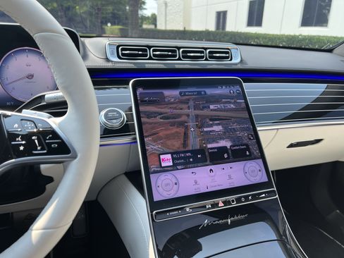 Certified 2023 Mercedes-Benz Maybach S 680 4MATIC image 31