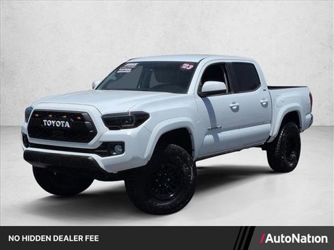 Used 2023 Toyota Tacoma SR5 RWD image 1