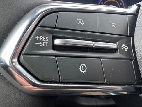 New 2026 Chevrolet Equinox LT w/ LPO, Floor Liner Package image 36