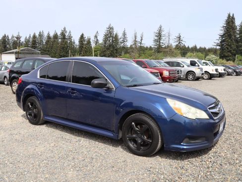 Used 2011 Subaru Legacy 2.5i AWD/4WD image 5