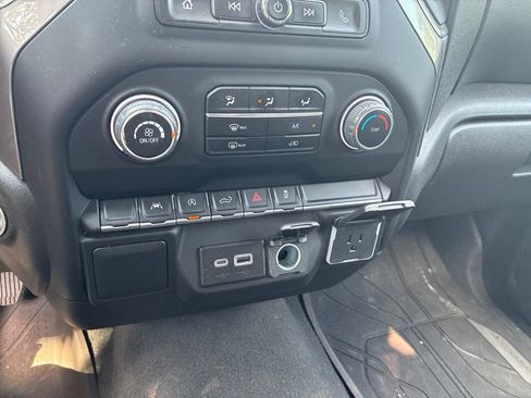 Used 2023 Chevrolet Silverado 1500 Custom AWD/4WD image 19