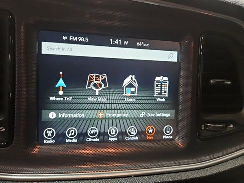 Used 2017 Dodge Challenger GT w/ Technology Group image 5