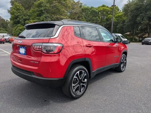 Used 2024 Jeep Compass Limited AWD/4WD image 4