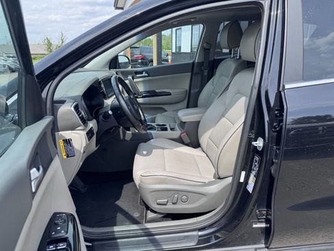 Used 2019 Kia Sportage EX w/ EX Premium Package image 11