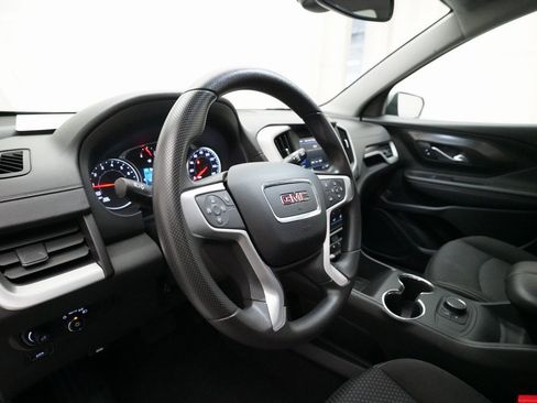 Certified 2024 GMC Terrain SLE image 8