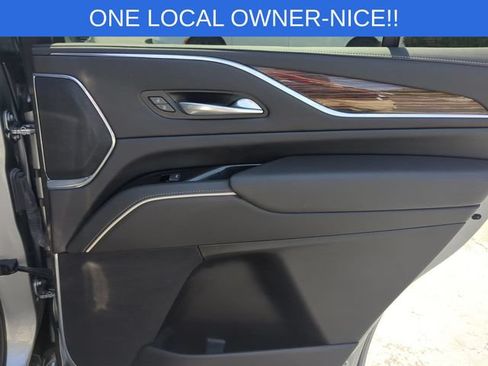 Used 2024 Cadillac Escalade Premium Luxury w/ Performance Package AWD/4WD image 37