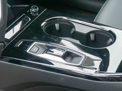 New 2027 Audi Q6 e-tron Premium Plus AWD/4WD image 18