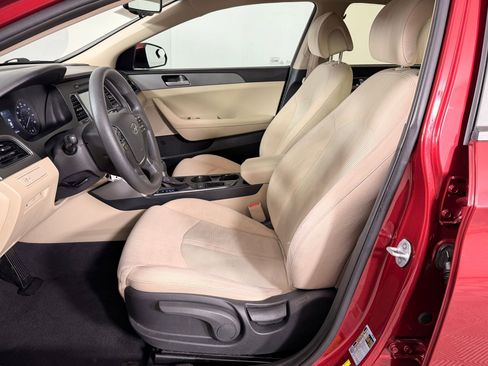 Used 2016 Hyundai Sonata SE image 5