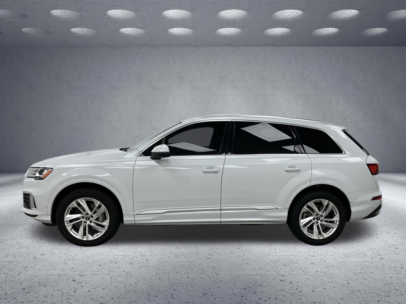 Used 2023 Audi Q7 2.0T Premium AWD/4WD image 2