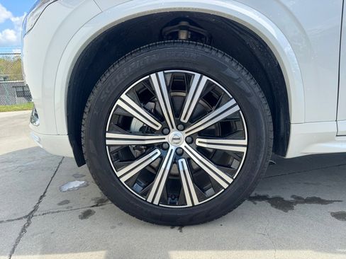 Certified 2025 Volvo XC90 B5 Core AWD/4WD image 27