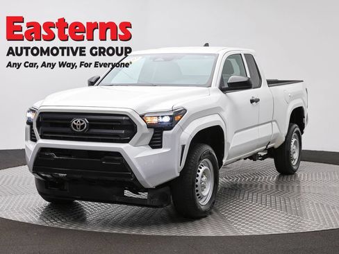 Used 2025 Toyota Tacoma SR RWD image 1