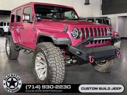 Used 2022 Jeep Wrangler Unlimited Sahara w/ Cold Weather Group AWD/4WD image 2