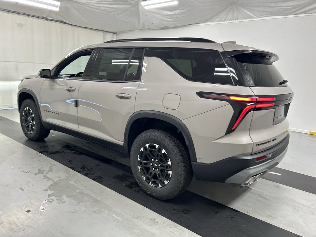 New 2027 Chevrolet Traverse Z71 w/ Enhanced Driving Package AWD/4WD image 6