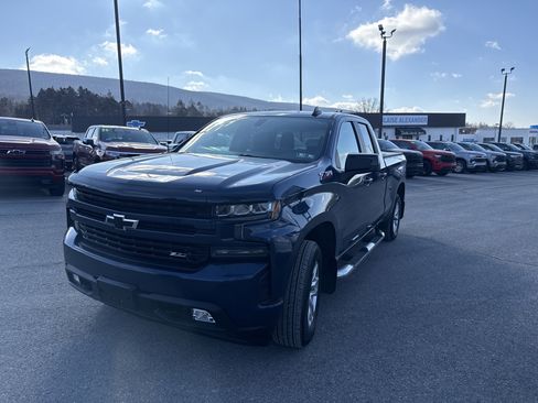 Used 2019 Chevrolet Silverado 1500 Custom Trail Boss w/ Custom Convenience Package image 8