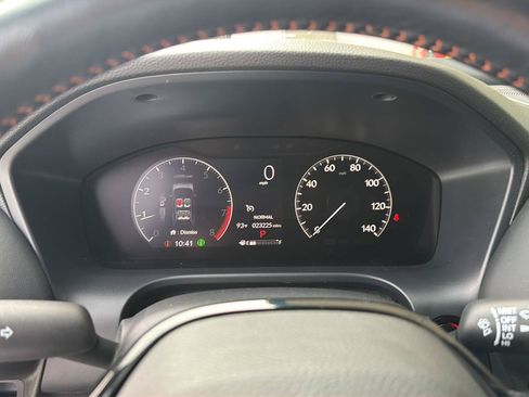 Used 2025 Honda HR-V Sport image 22
