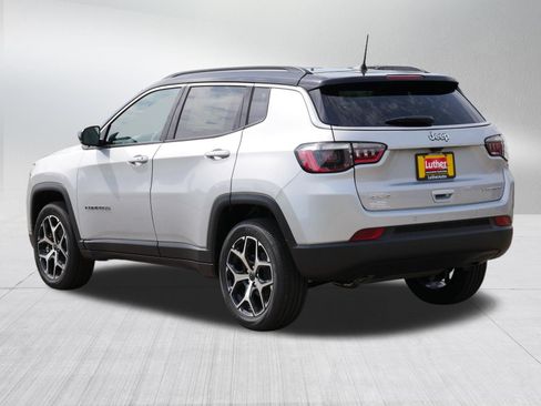 New 2026 Jeep Compass Limited AWD/4WD image 3