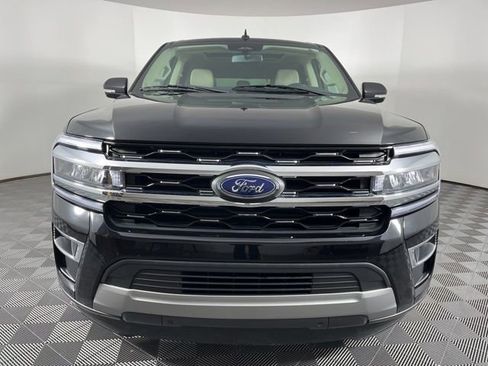 Used 2024 Ford Expedition Max Limited image 3