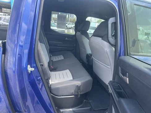 Used 2025 Toyota Tacoma TRD Off-Road AWD/4WD image 30