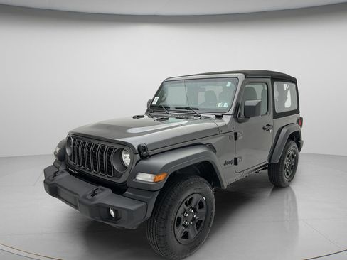 Used 2024 Jeep Wrangler Sport AWD/4WD image 3