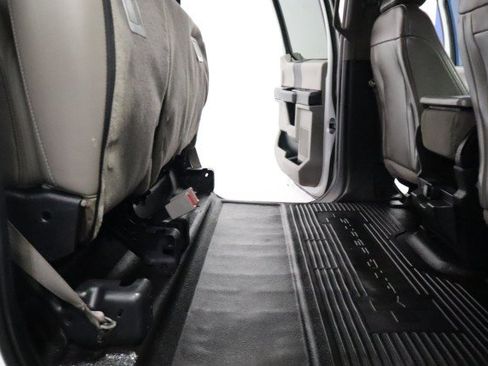 Used 2018 Ford F250 XL w/ Power Equipment Group AWD/4WD image 45
