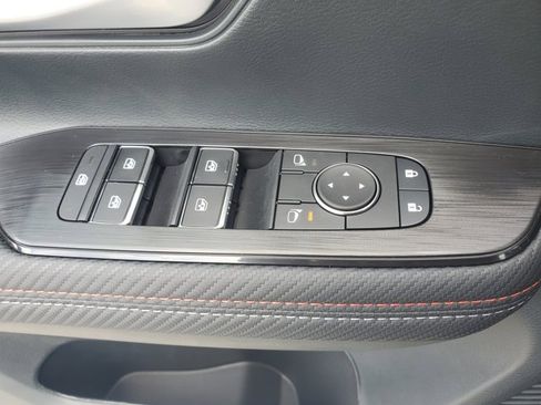 New 2026 Nissan Kicks SR image 10