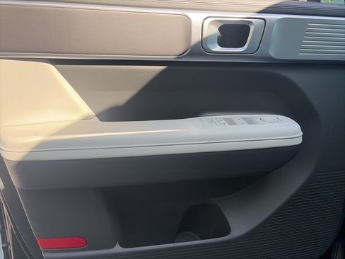 Used 2025 Hyundai Santa Fe SEL image 7