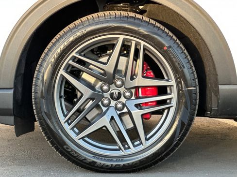 New 2026 Ford Explorer ST w/ Sun And Sound Package image 26