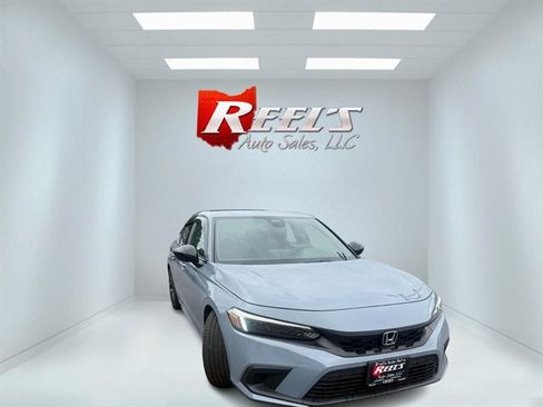 Used 2024 Honda Civic Sport image 3
