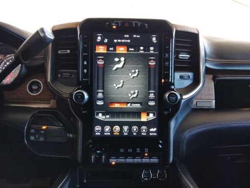 Used 2020 RAM 2500 Limited AWD/4WD image 31