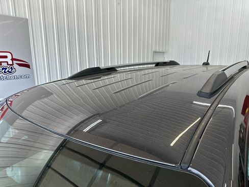Used 2017 GMC Acadia Limited SLT FWD image 8