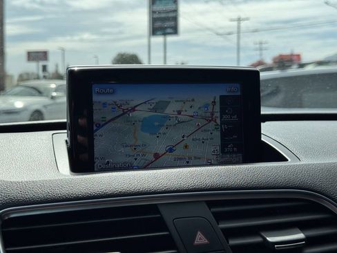 Used 2018 Audi Q3 2.0T Premium Plus w/ Premium Plus Package image 35