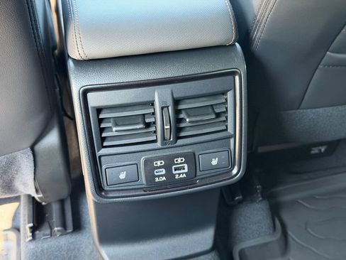 Used 2025 Subaru Forester Touring AWD/4WD image 26