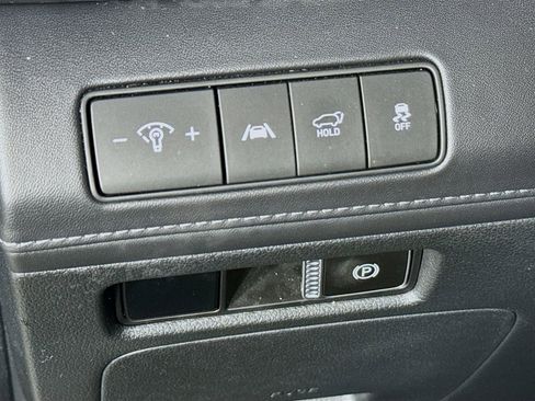 Used 2023 Hyundai Santa Fe Calligraphy image 11