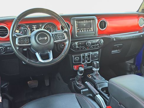 Used 2020 Jeep Wrangler Unlimited Rubicon w/ Safety Group AWD/4WD image 18