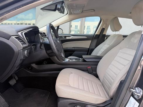 Used 2020 Ford Fusion S image 20