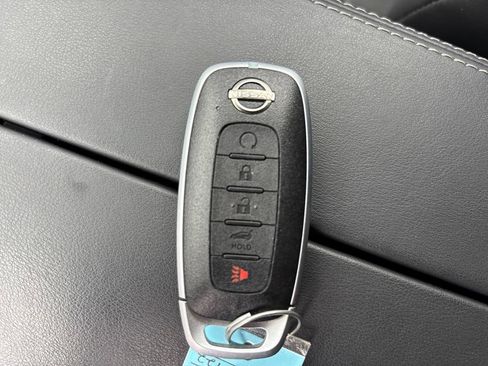 Used 2023 Nissan Rogue SV w/ SV Premium B Package AWD/4WD image 31