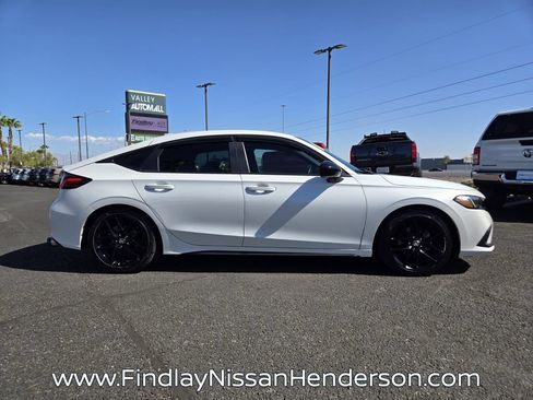 Used 2023 Honda Civic Sport image 7