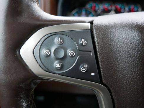Used 2018 Chevrolet Silverado 1500 High Country AWD/4WD image 33