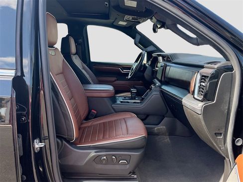 Used 2024 GMC Sierra 1500 Denali Ultimate image 30