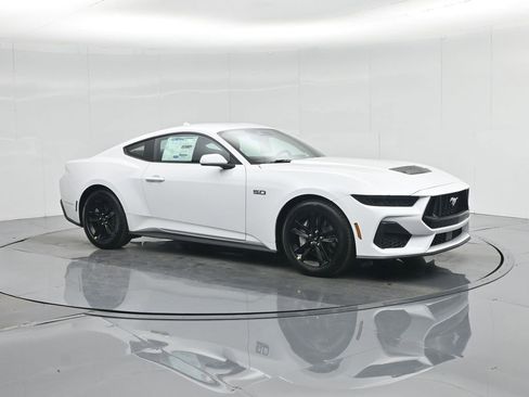 New 2026 Ford Mustang GT image 21