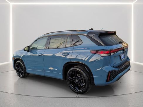 New 2026 Volkswagen Tiguan SE R-Line image 5