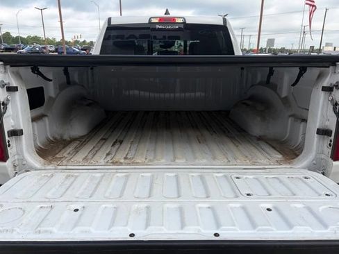 Used 2025 RAM 1500 Laramie AWD/4WD image 25