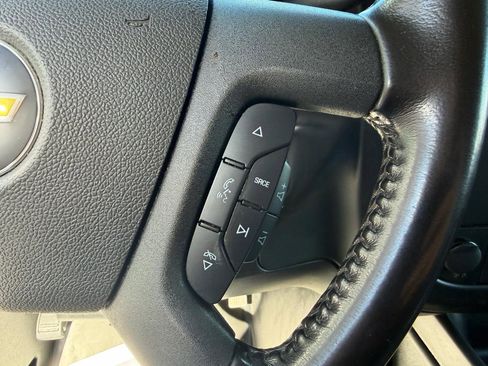 Used 2021 Chevrolet Express 2500 RWD 2500 135 w/ Communications Package image 24