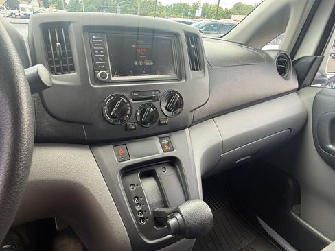Used 2021 Nissan NV200 SV w/ Back Door Glass Package FWD image 22