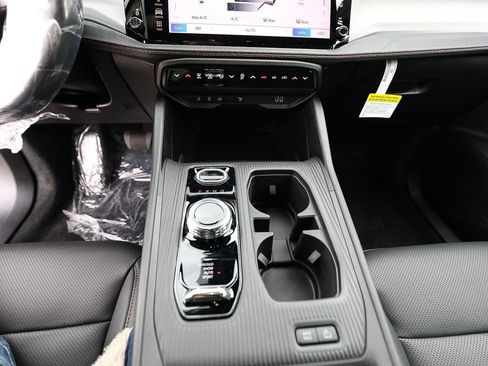 New 2026 Jeep Cherokee Limited AWD/4WD image 16