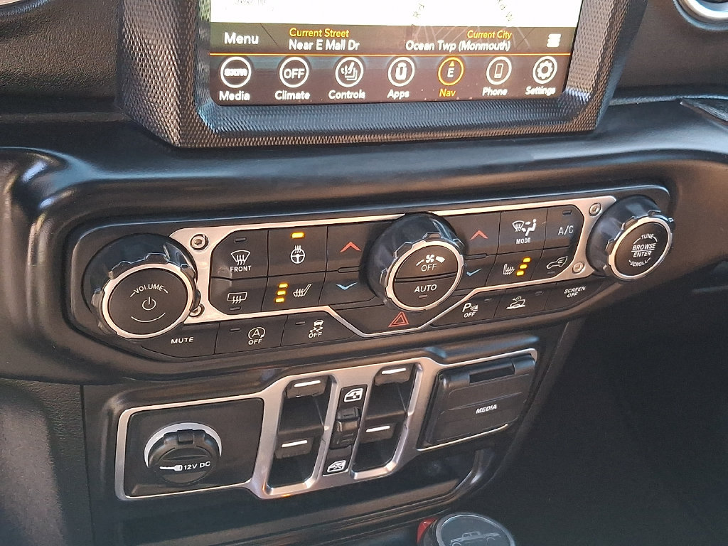 Certified 2021 Jeep Gladiator Overland w/ Popular Equipment Package AWD/4WD image 15